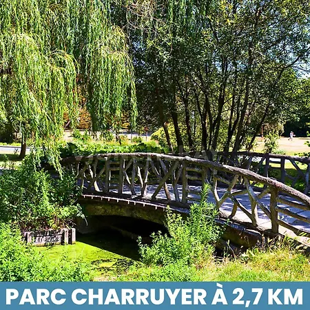Le Cosy - Appt Avec Patio - 10 Min Centre-ville - Linge & Menage Inclus דירה לה רושל