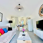 Le Cosy - Appt Avec Patio - 10 Min Centre-ville - Linge & Menage Inclus *