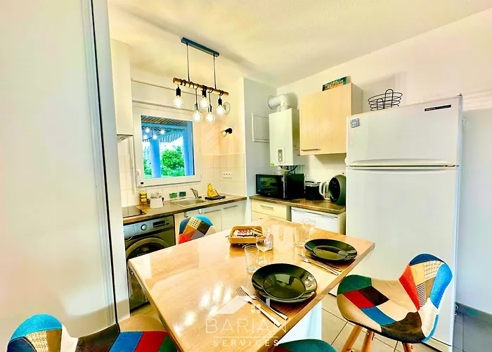Le Cosy - Appt Avec Patio - 10 Min Centre-ville - Linge & Menage Inclus Apartman